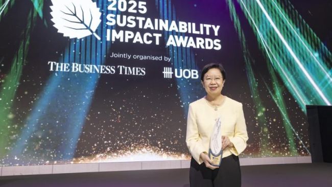 Prof Lily Kong Honoured as Impact Leader of the Year for Advancing Sustainability at SMU